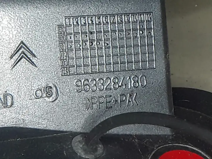 Citroen C5 (2001 - 2004) 9633284180 Крышка топливного бака — фото 4