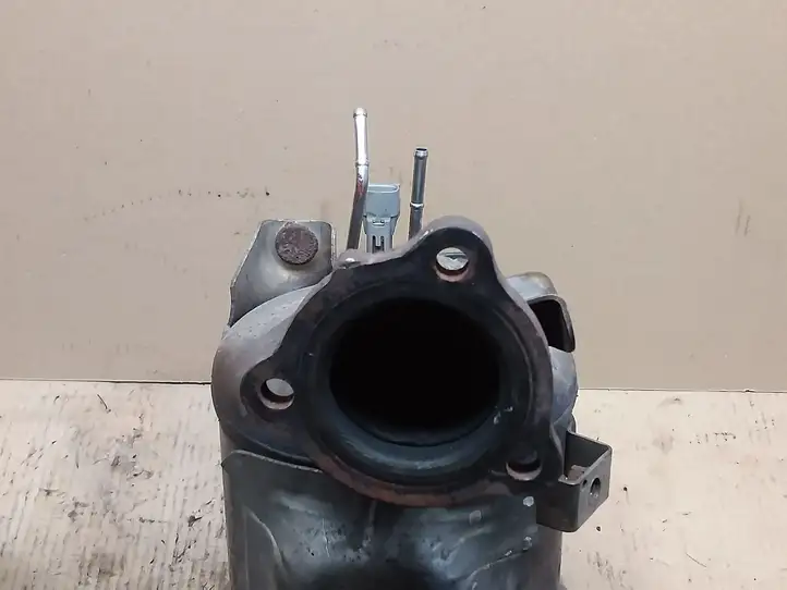 Toyota Avensis T270 (2009 - 2012) 0R041 Катализатор / DPF / FAP — фото 4