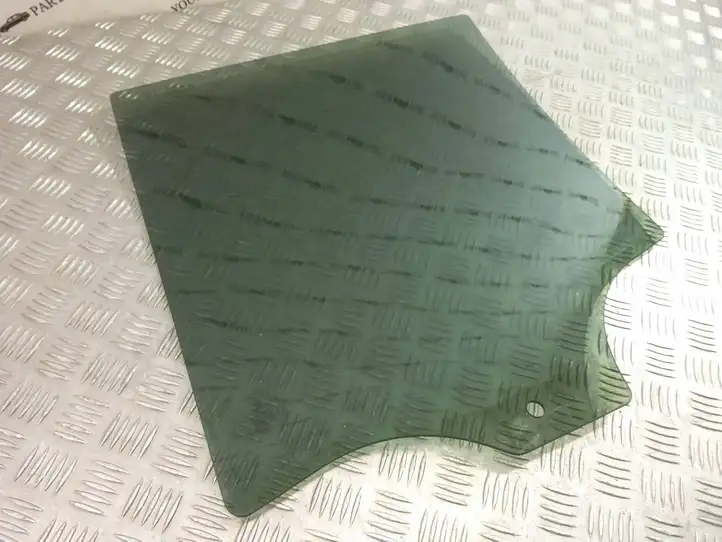 BMW X3 F25 (2010 - 2017) 43R004553 Стекло задней двери — фото 7