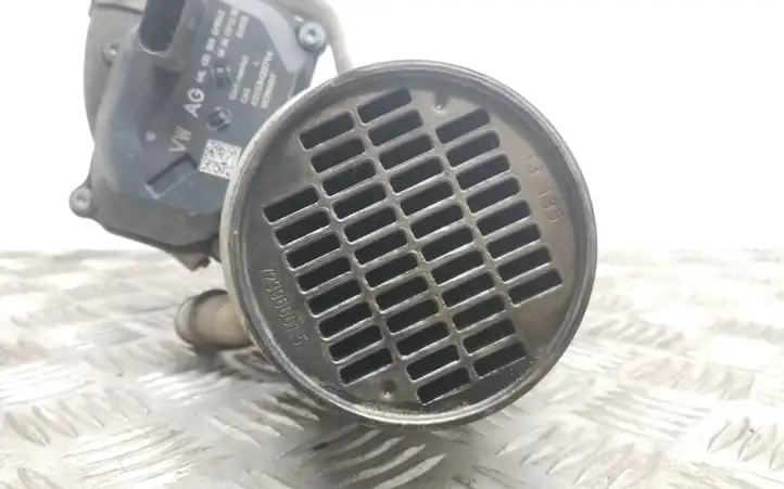 Seat Leon (5F) (2012 - 2019) 04L131501C Охладитель клапана EGR — фото 6