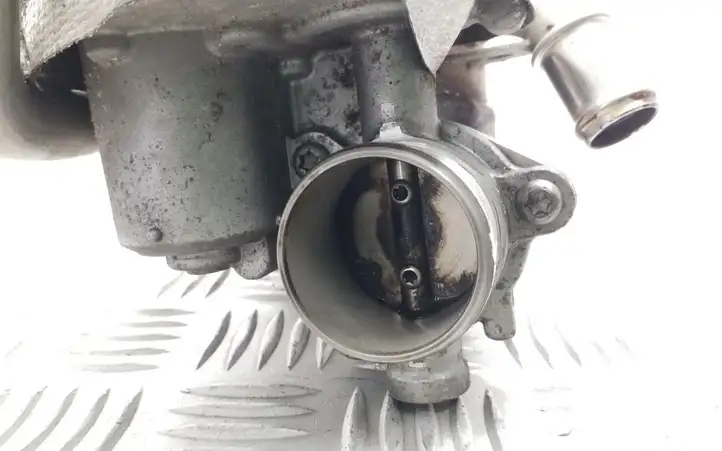 Audi A3/S3 8V (2012 - 2016) 04L131512 Охладитель клапана EGR — фото 4