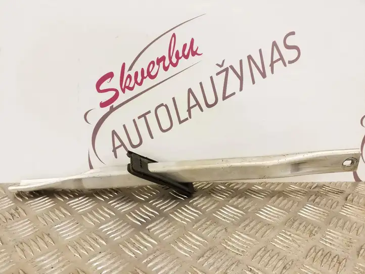 Audi A4 S4 B9 (2015 - 2019) 8W0805645 Прочие детали моторного отсека — фото 3