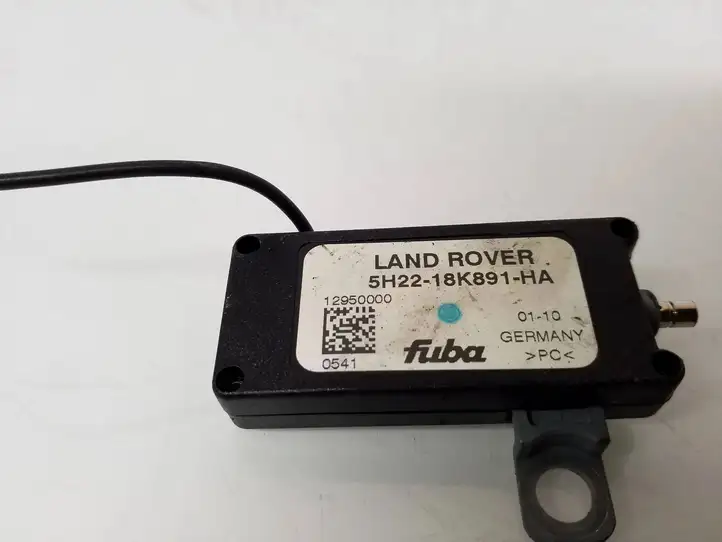 Land Rover Range Rover Sport L494 (2009 - 2013) 5H2218K891HA Усилитель антенны — фото 3