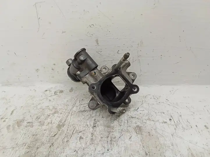 Honda Civic IX (2011 - 2017) 0120101040 Клапан EGR — фото 2