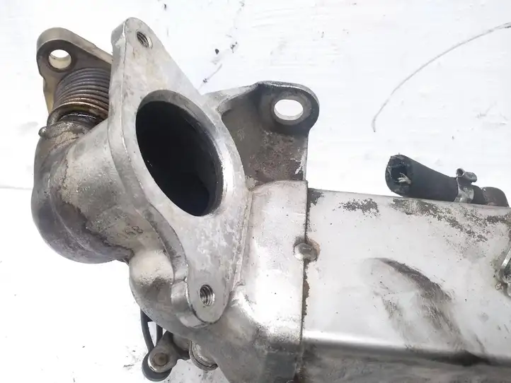 BMW 3 F30 F35 F31 (2012 - 2018) 781075107 Охладитель клапана EGR — фото 2