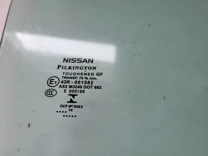 Nissan Qashqai (2013 - 2017) Стекло передней двери — фото 2