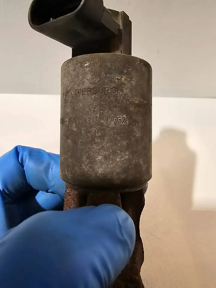 Opel Vectra (2002 - 2005)  12569552 Клапан EGR