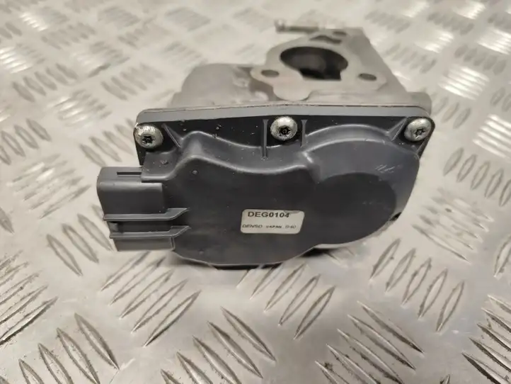Toyota Avensis T270 (2009 - 2012)  DEG0104 Клапан EGR
