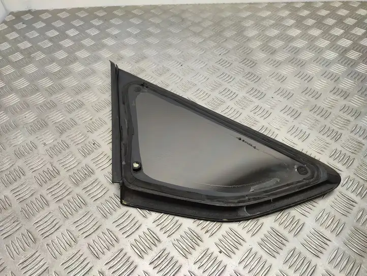 Ford Focus (2015 - 2019) 43R001582 Заднее боковое стекло — фото 5