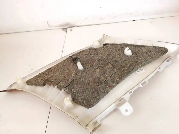 Toyota Corolla E120 E130 (2000 - 2004) 6247202130 Прочие детали салона — фото 2