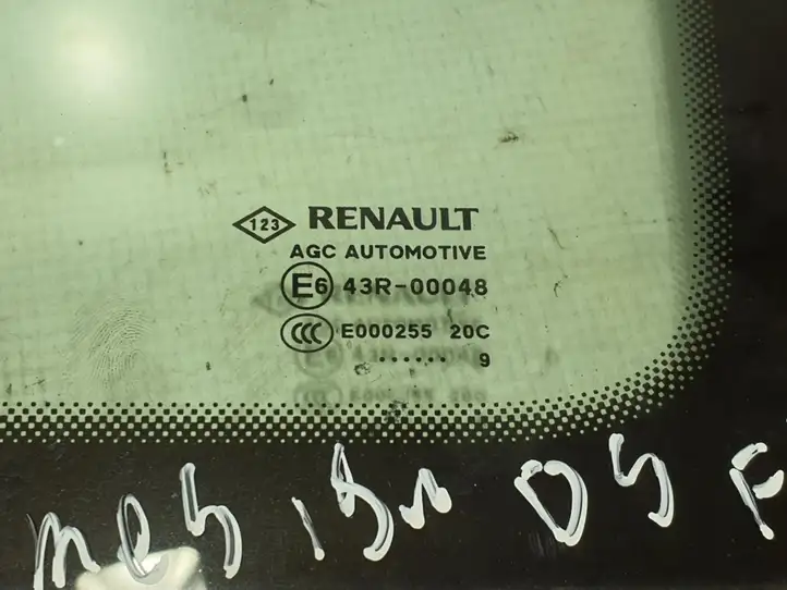 Renault Megane IV (2016 - ) 833064816R Заднее боковое стекло — фото 2