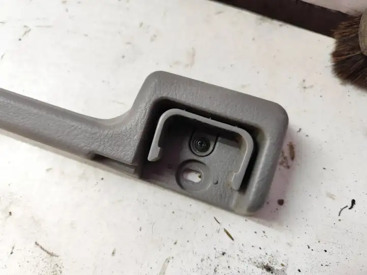 Kia Sorento (2006 - 2009) Прочие детали салона — фото 3