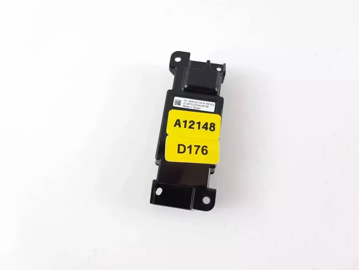 Tesla Model X (2015 - 2021) 1609181-00-B Микрофон (Bluetooth / телефон) — фото 1