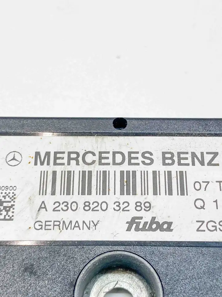 Mercedes-Benz SL R230 (2001 - 2012) 2308203289 Усилитель антенны — фото 8