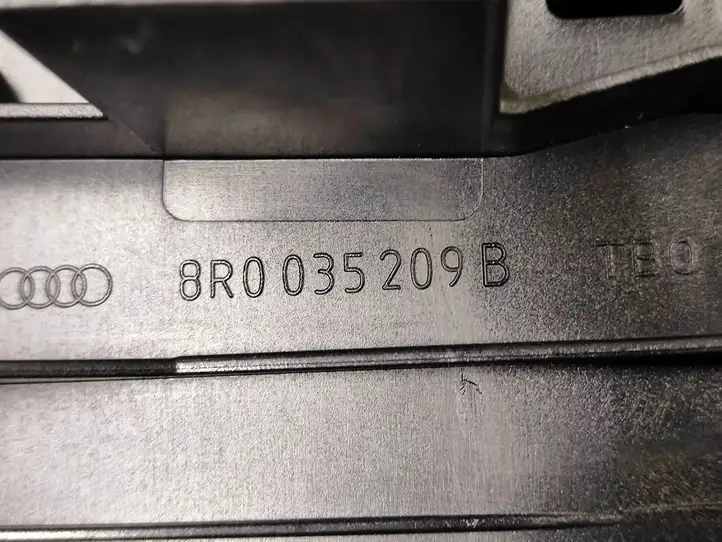 Audi Q5 SQ5 (2008 - 2012) 8R0035209B Кронштейн GPS-навигатора — фото 5