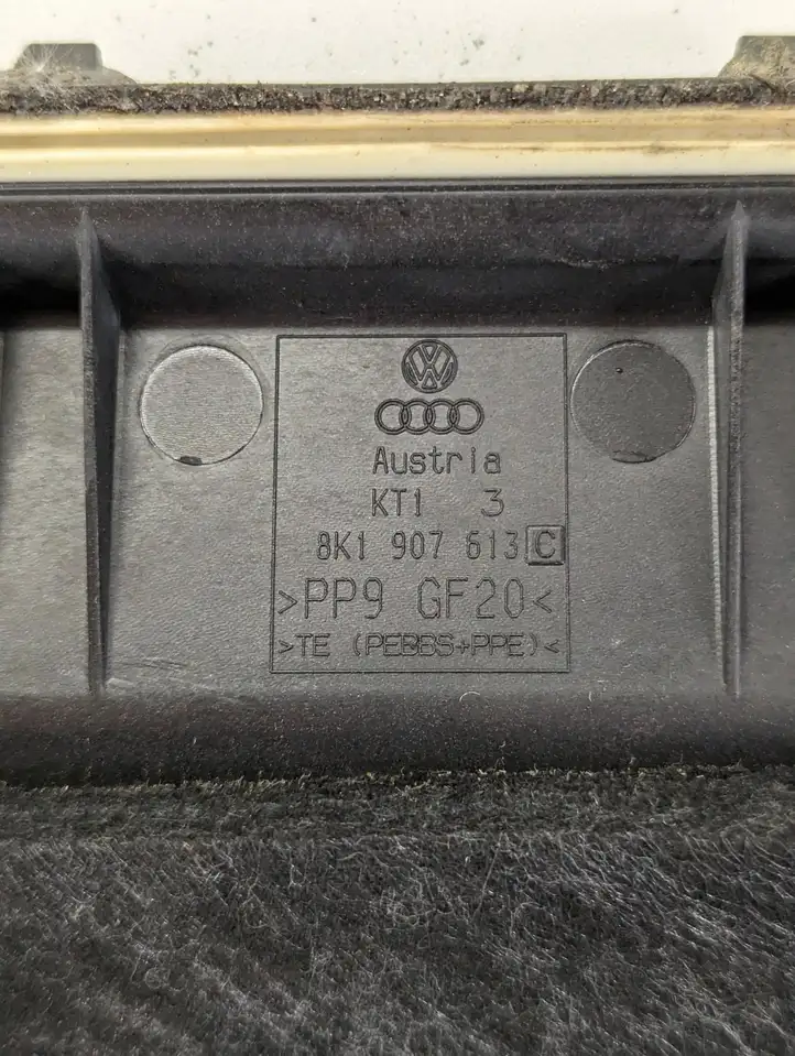 Audi A5 8T 8F (2011 - 2016) 8K1907613C Крышка ящика предохранителей — фото 3