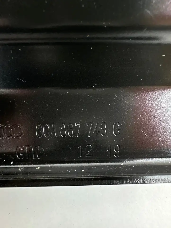 Audi Q5 SQ5 (2017 - ) 80A867749G Держатель аккумулятора — фото 4