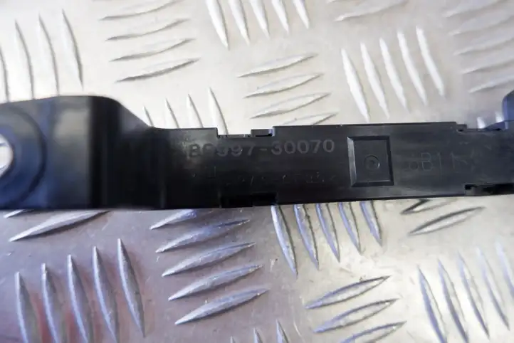 Toyota Prius+ (ZVW40) (2011 - 2018) 8999730070 Антенна системы Keyless — фото 3
