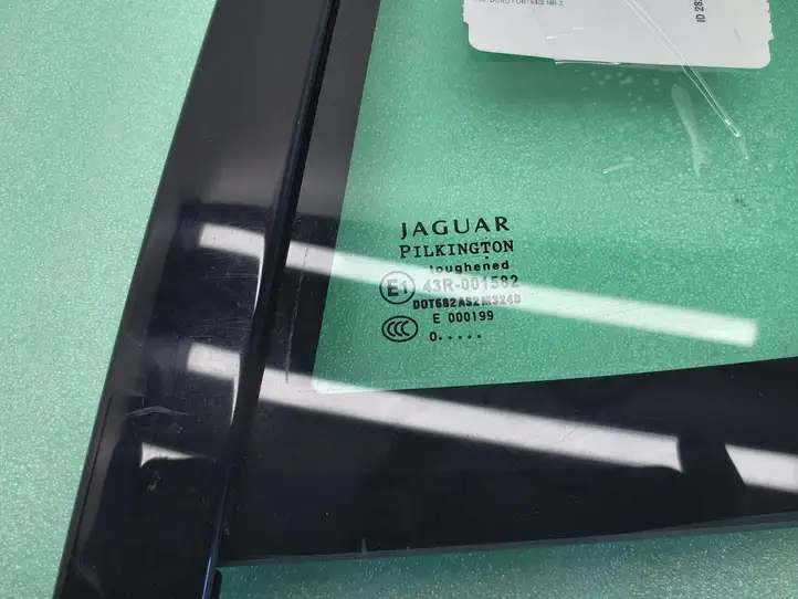 Jaguar XF (2007 - 2015) 43R001582 Форточка двери — фото 2