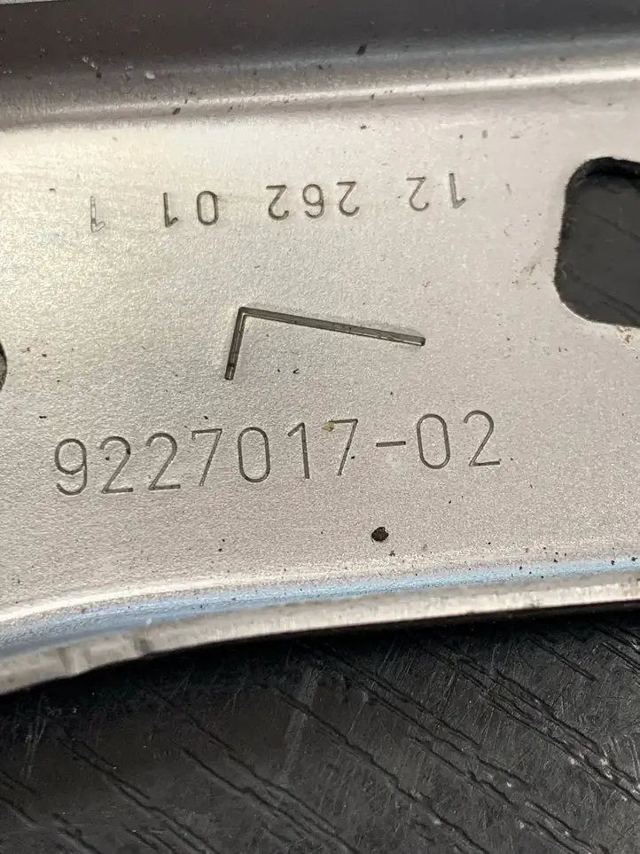 BMW 1 F20 F21 (2011 - 2019) 9227017 Прочие детали салона — фото 4