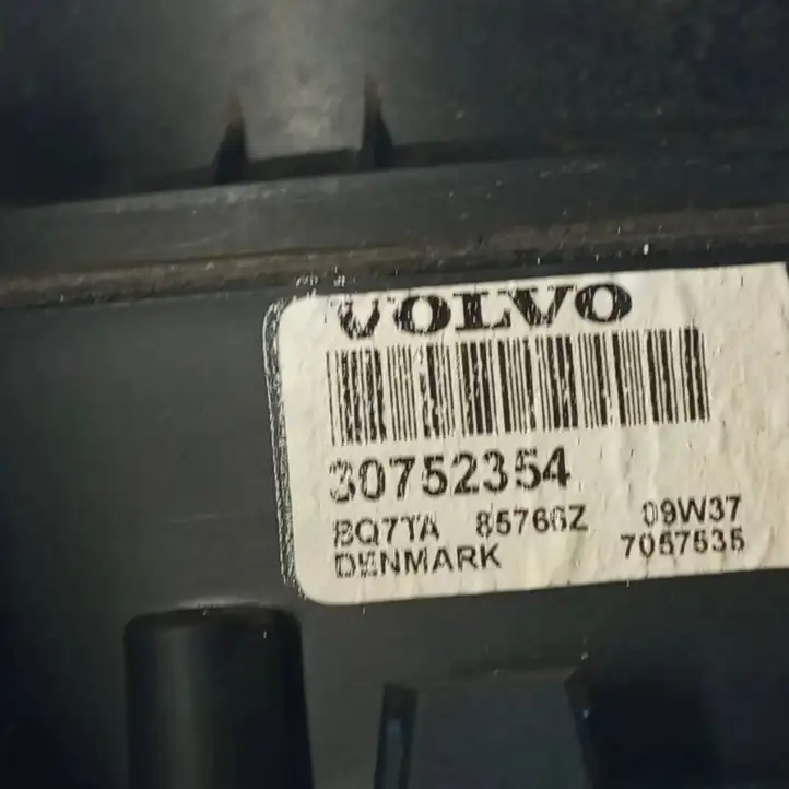 Volvo XC90 (2006 - 2014) 30752354 Твитер передней двери — фото 7