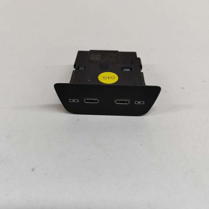 2G6035954 Volkswagen ID.3 USB jungtis