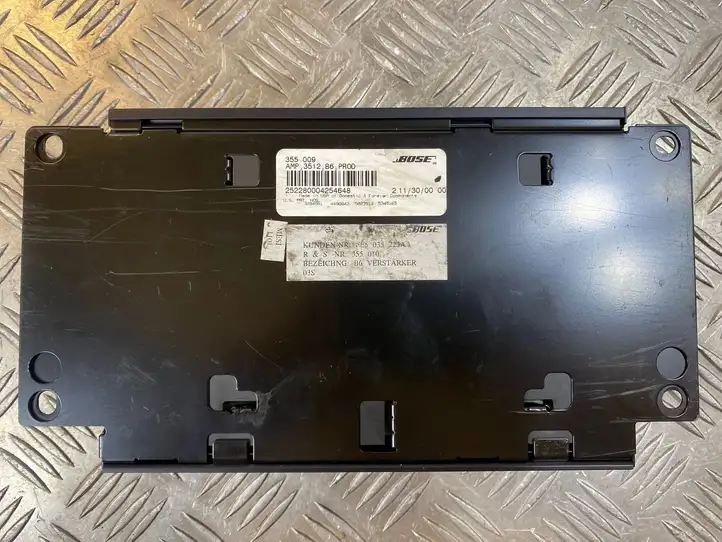 Audi A4 S4 B6 8E 8H (2000 - 2006) 8E5035223A Усилитель звука — фото 2