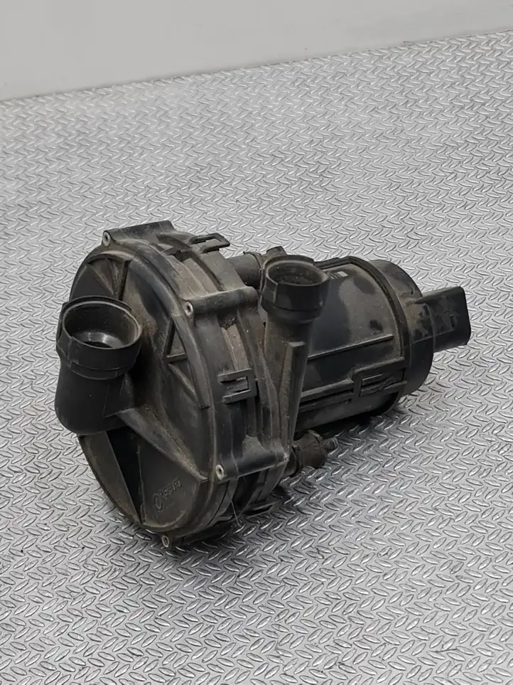 Audi TT Mk1 (2003 - 2006) 078906601D Насос вторичного воздуха — фото 3