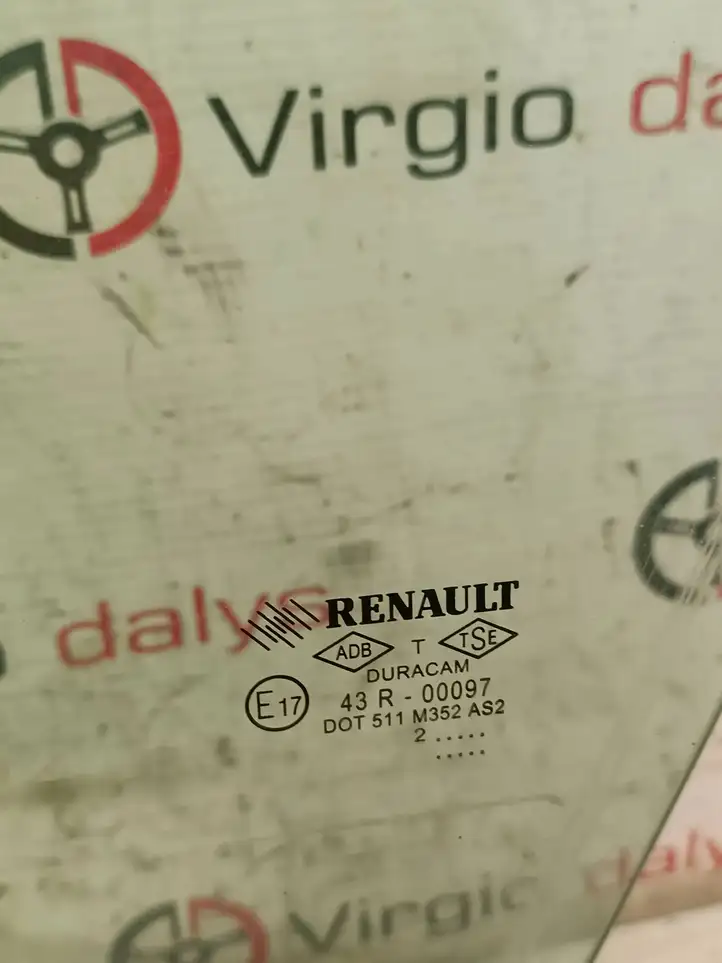 Renault Clio IV (2012 - 2019) 43R00097 Стекло передней двери — фото 3