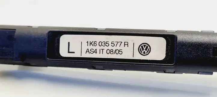 Volkswagen Golf V (2003 - 2009) 1K6035577R Усилитель антенны — фото 4