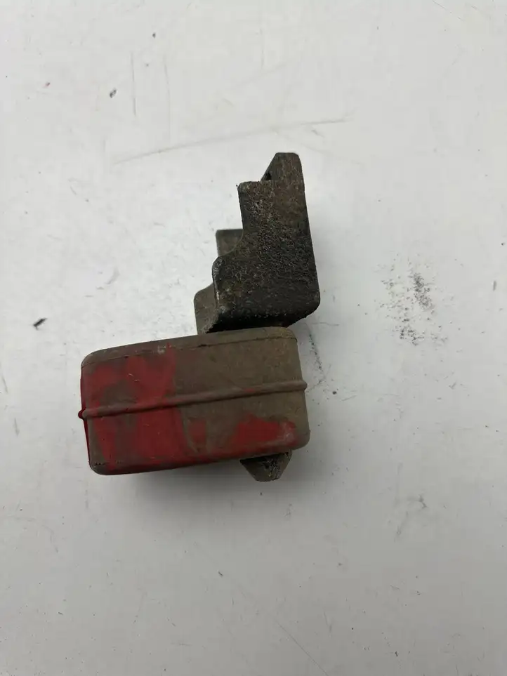 Audi A3/S3 8V (2012 - 2016) 5q0253144E Кронштейн глушителя — фото 2