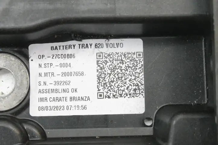 Volvo XC40 (2017 - ) 32348533 Ящик аккумулятора — фото 8