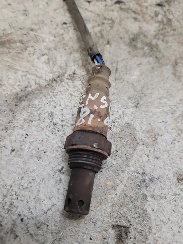 Toyota Avensis T250 (2006 - 2009) Лямбда-зонд — фото 2