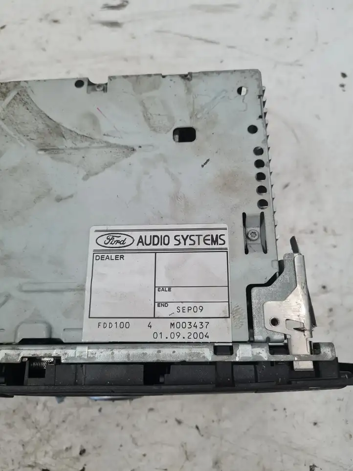 Ford Mondeo Mk III (2000 - 2007) 3S7T18K876AE Магнитола / мультимедийная система — фото 3