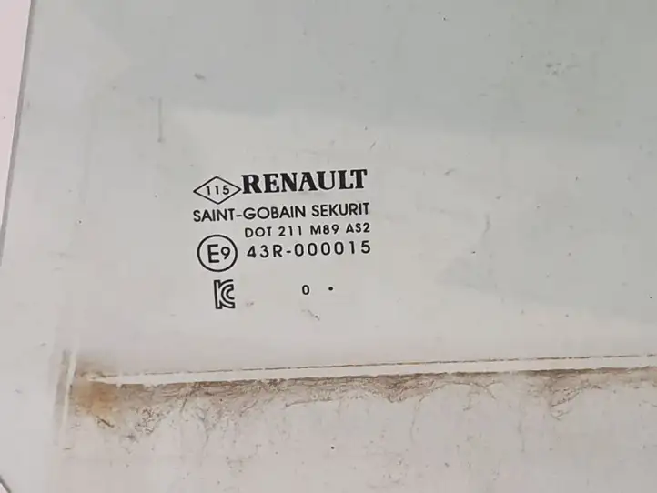 Renault Captur II (2020 - ) 823011908R Стекло задней двери — фото 3