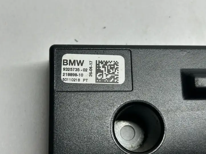 BMW 3 F30 F35 F31 (2012 - 2018) 9325735 Усилитель антенны — фото 11