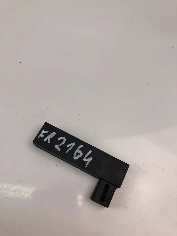 Volvo XC40 (2017 - ) 31346697 Антенна бесключевого доступа — фото 1