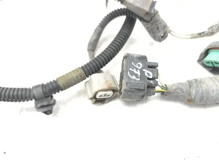 Toyota Prius (XW30) (2009 - 2015) 8211347020H Прочая электропроводка — фото 4