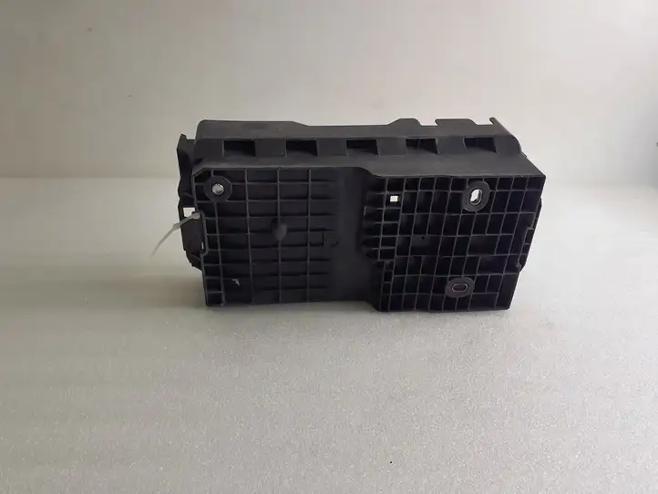 Hummer H3 (2005 - 2010) 15821954 Крышка ящика предохранителей — фото 1