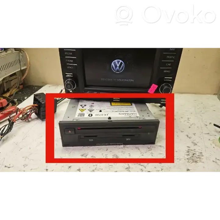 Volkswagen Golf VII (2013 - 2019) 5G0035043B Магнитола / мультимедийная система — фото 1
