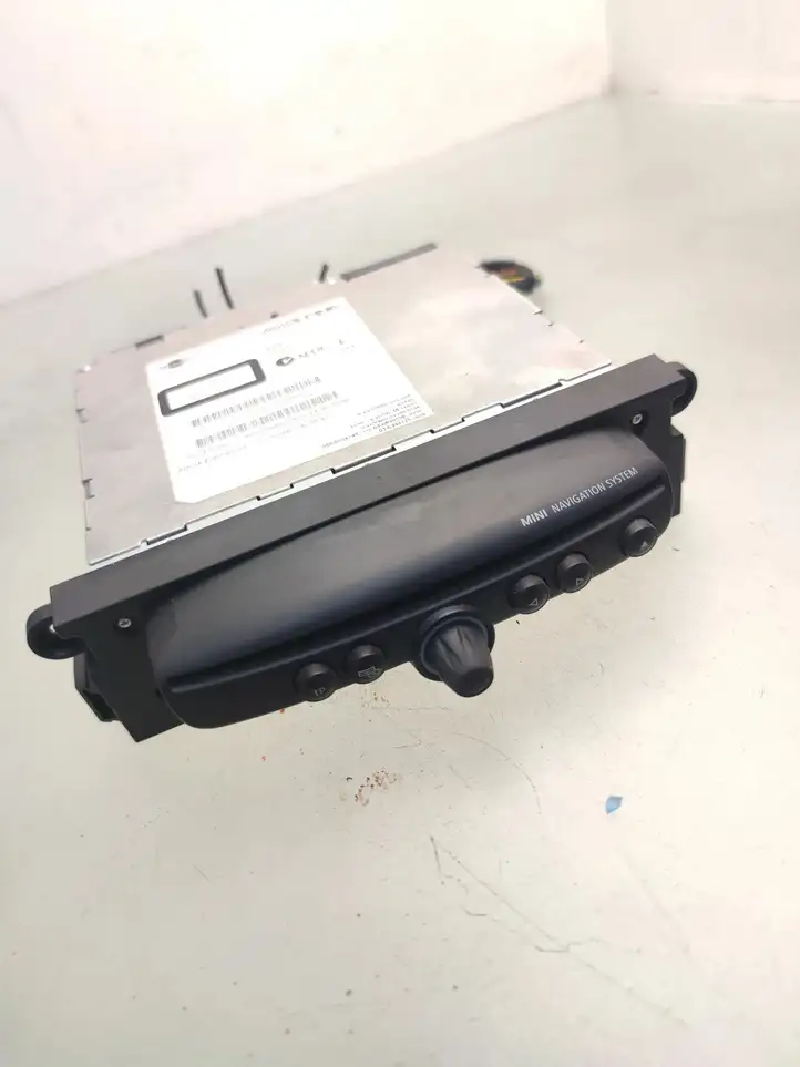 Mini Cooper Countryman R60 (2010 - 2016) 9344087 Магнитола / мультимедийная система — фото 1
