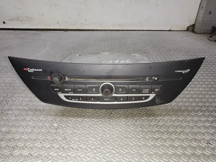 Renault Laguna III (2007 - 2015) 281150005R Магнитола / мультимедийная система — фото 1