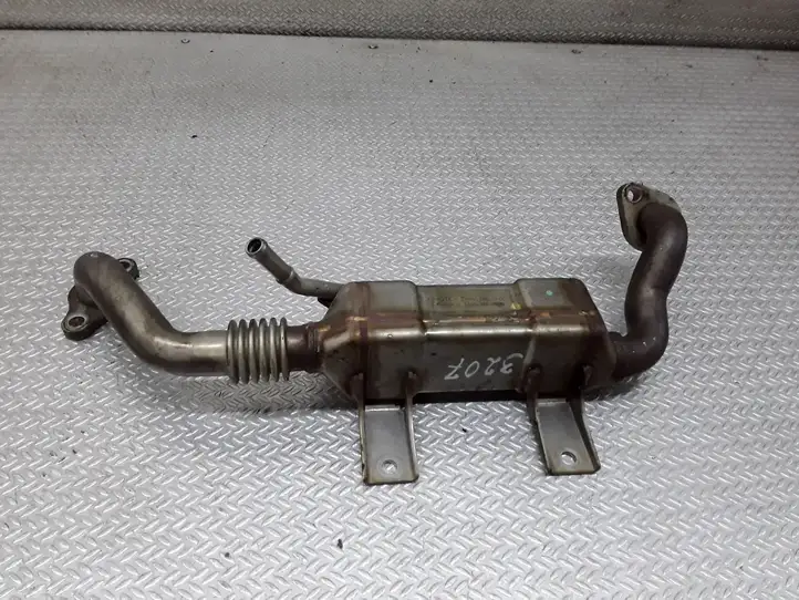 Toyota Corolla Verso AR10 (2004 - 2009) 256800R010 Охладитель клапана EGR — фото 1