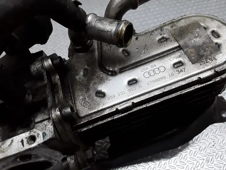 Audi A6 S6 C6 4F (2004 - 2008) 059131512H Охладитель клапана EGR — фото 4