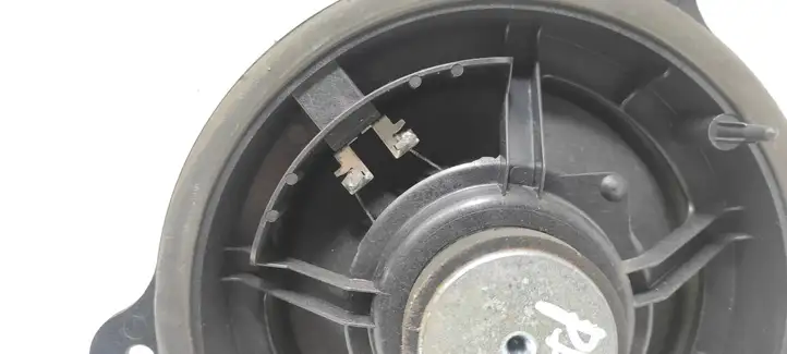Nissan Qashqai (2010 - 2013) Динамики передних дверей — фото 4
