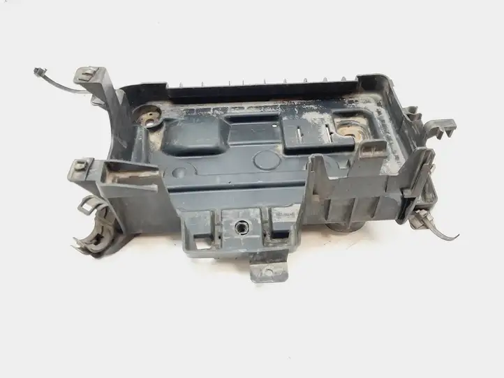 Opel Corsa D (2006 - 2010) 13235642 Крышка ящика аккумулятора — фото 3