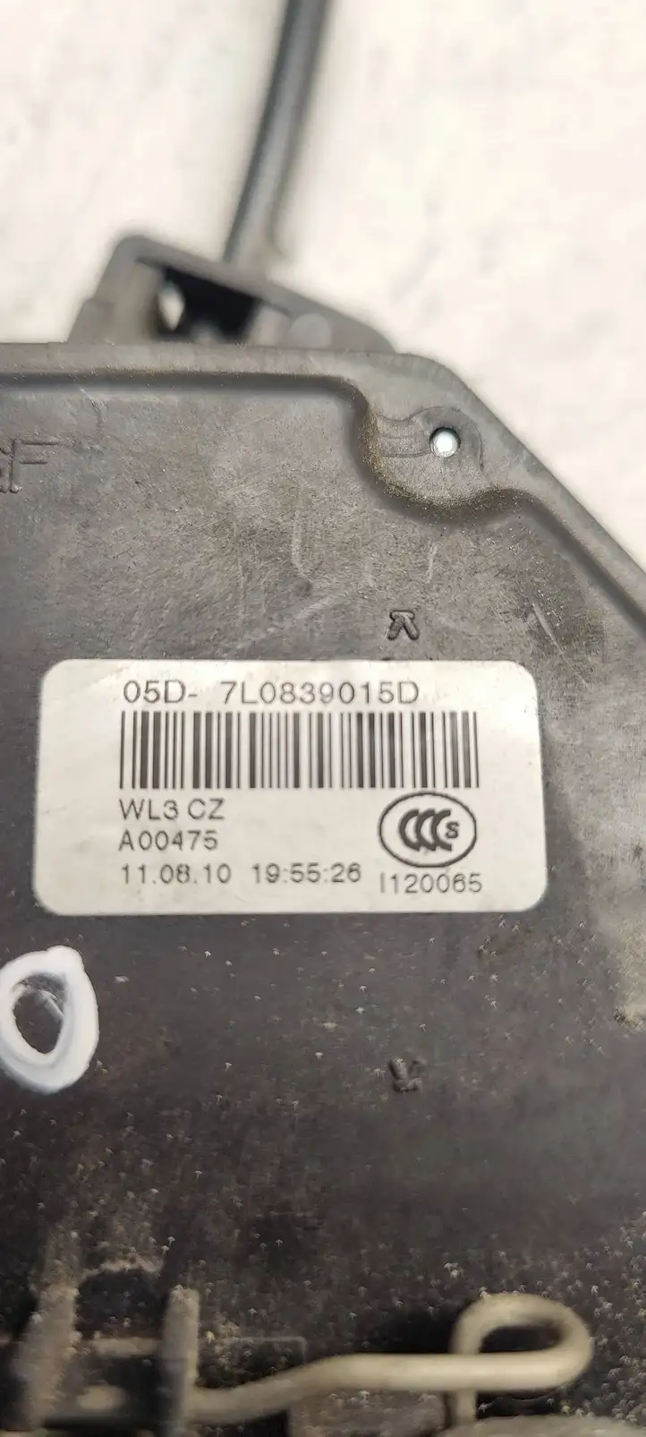 Skoda Octavia Mk2 (1Z) (2004 - 2013) 7L0839015D Замок задней двери — фото 5