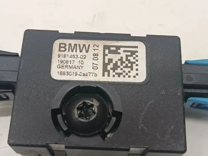 BMW 1 F20 F21 (2011 - 2019) 9181453 Усилитель антенны — фото 2