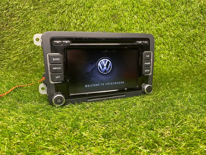Volkswagen Jetta VI (2011 - 2018) 5C6035180 Магнитола / мультимедийная система — фото 1