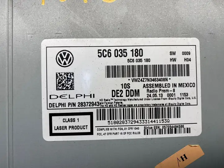 Volkswagen Jetta VI (2011 - 2018) 5C6035180 Магнитола / мультимедийная система — фото 3